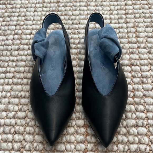 Gray Matters Black and Blue Leather Slingback Flats - Picture 1 of 8
